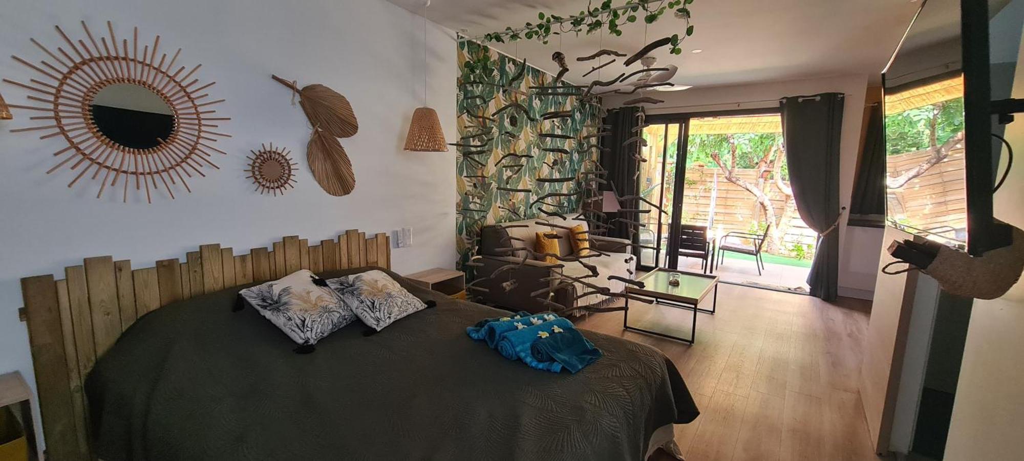 Coquet Appartement A 50 M Du Lagon L'Etang-Sale Luaran gambar